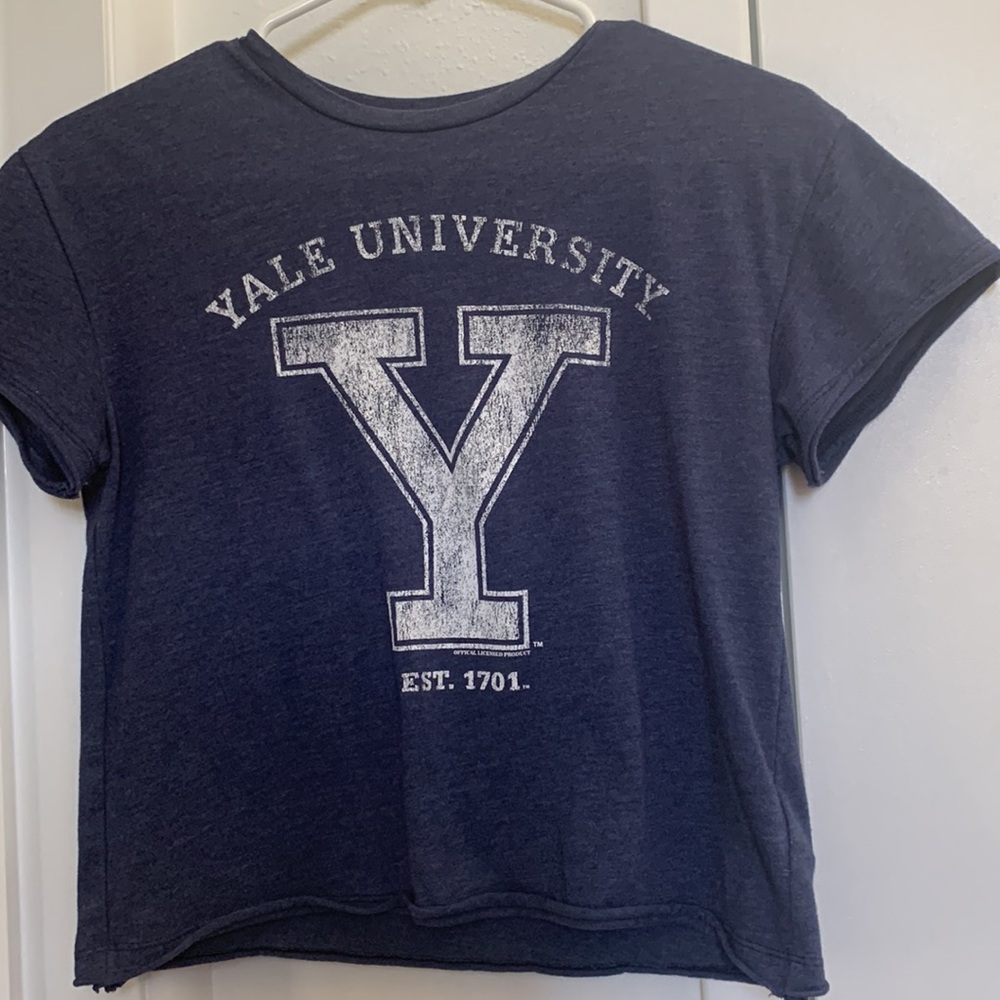 T-shirt /crop top